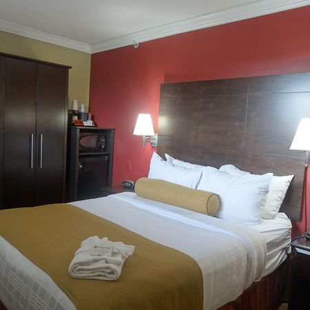 Best Western Plus Bowmanville Eksteriør bilde