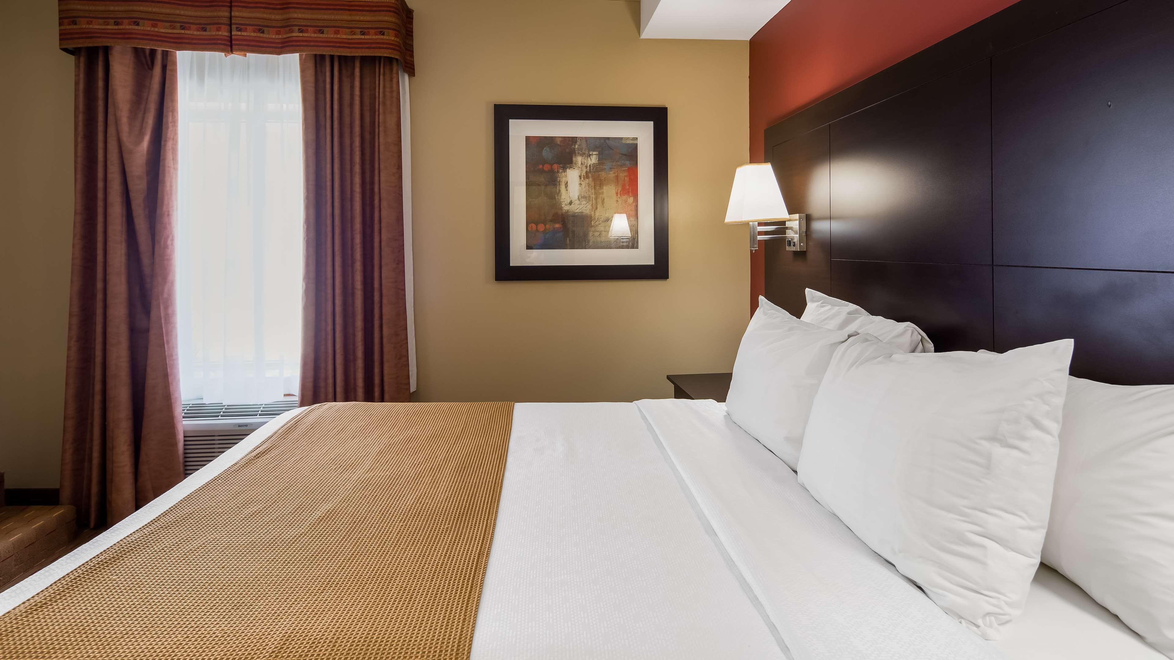 Best Western Plus Bowmanville Eksteriør bilde