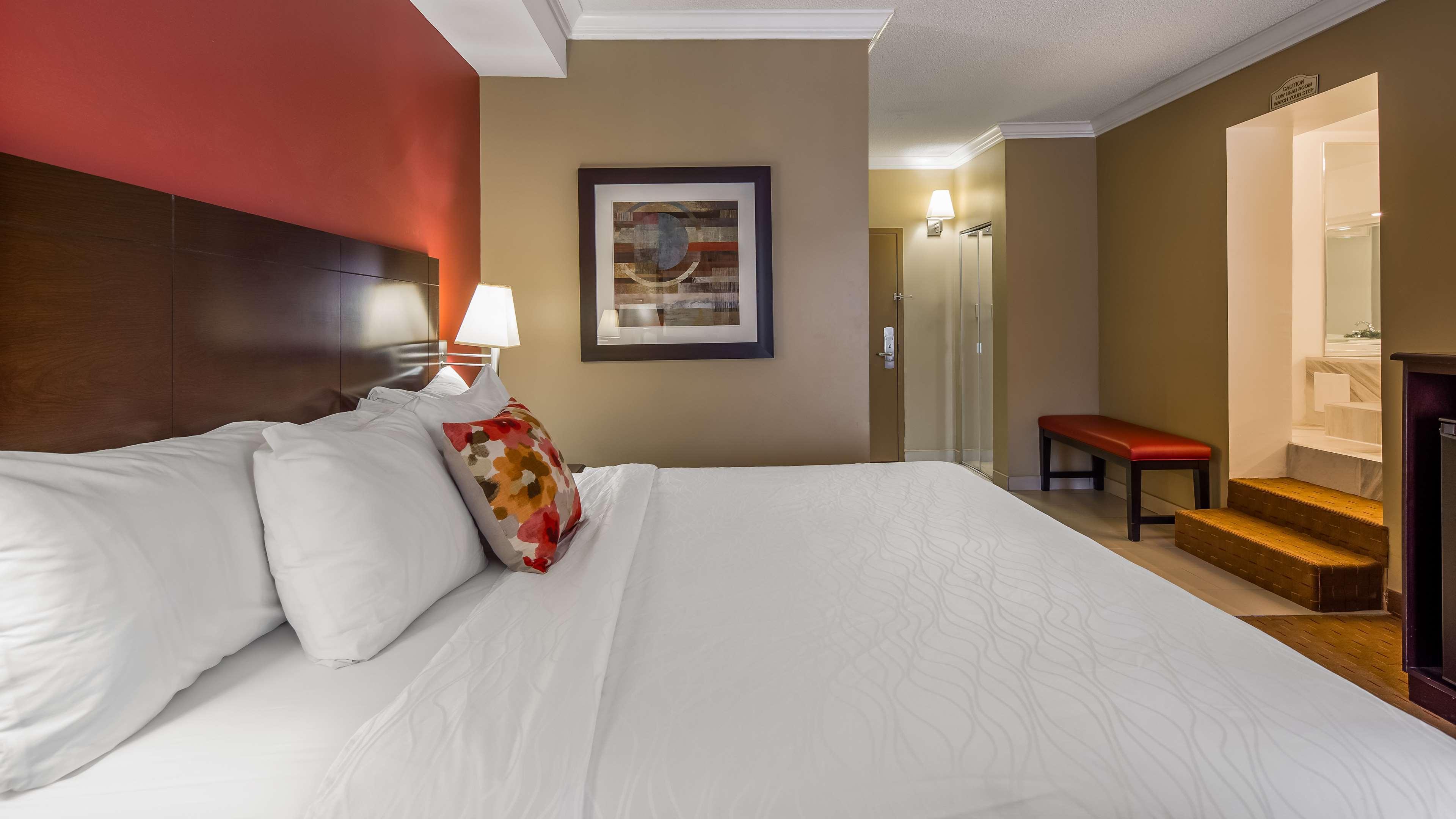 Best Western Plus Bowmanville Eksteriør bilde