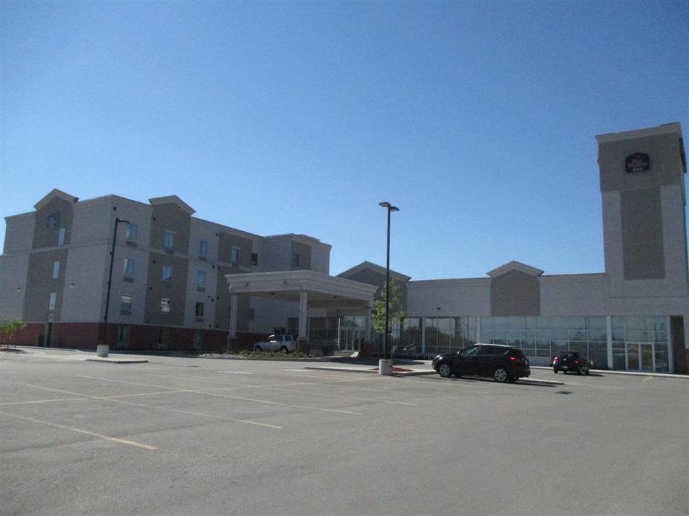 Best Western Plus Bowmanville Eksteriør bilde