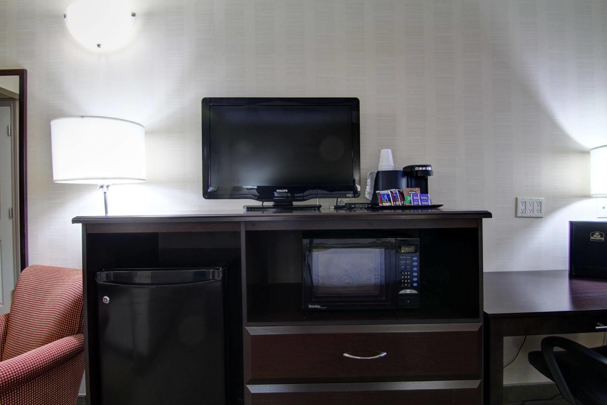 Best Western Plus Bowmanville Eksteriør bilde