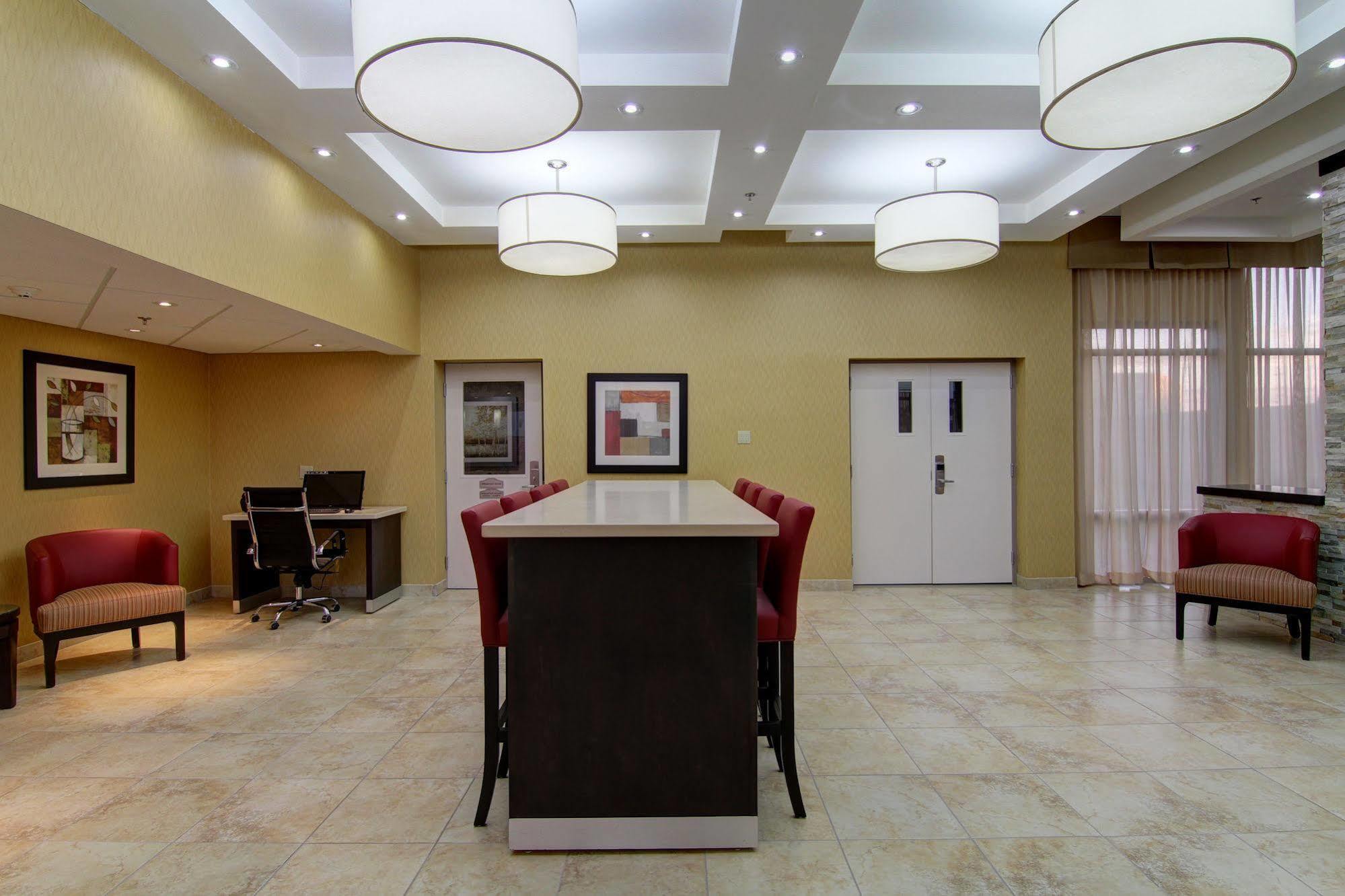 Best Western Plus Bowmanville Eksteriør bilde